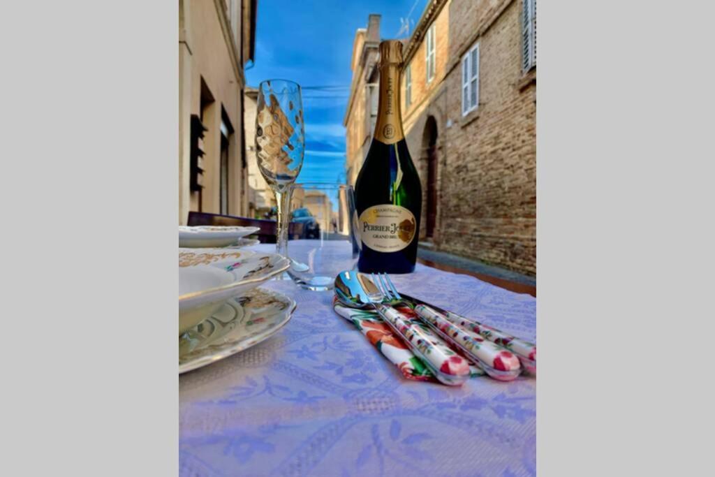 La Grotta - Casa Con Grotta Sotterranea Apartment Monterubbiano Ngoại thất bức ảnh