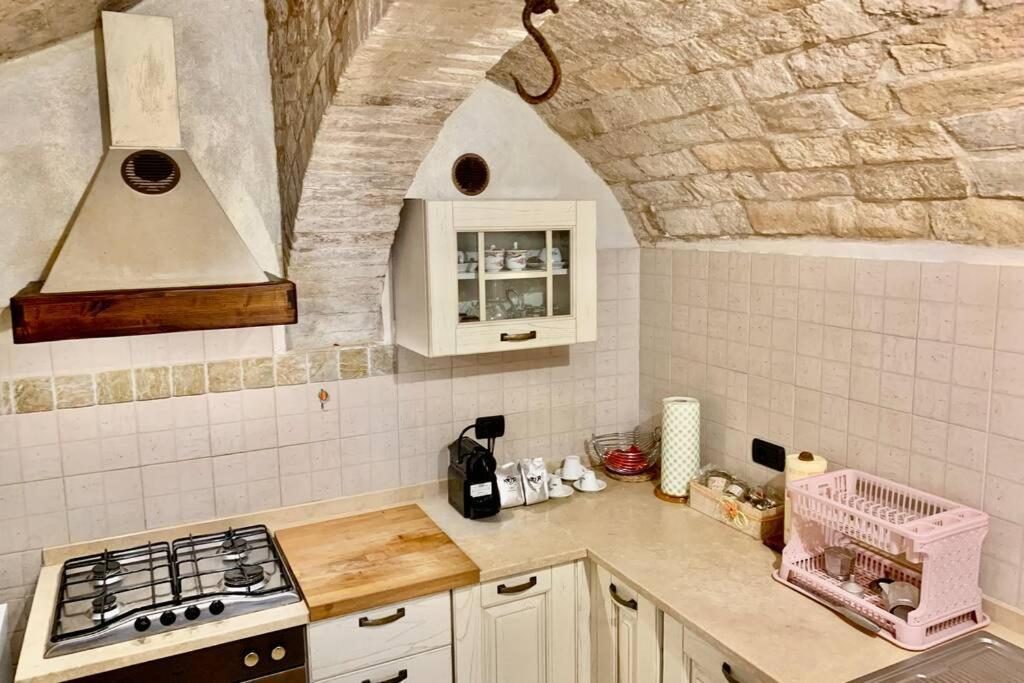 La Grotta - Casa Con Grotta Sotterranea Apartment Monterubbiano Ngoại thất bức ảnh